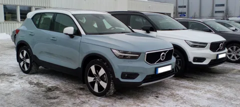 Volvo XC40 — 4