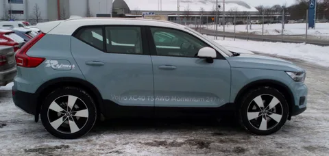 Volvo XC40 — 5