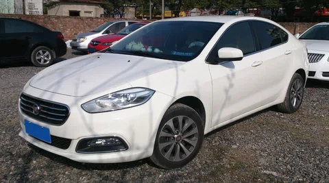 Fiat Viaggio — 7