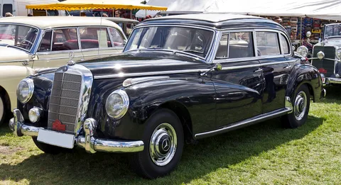 Mercedes-Benz W186