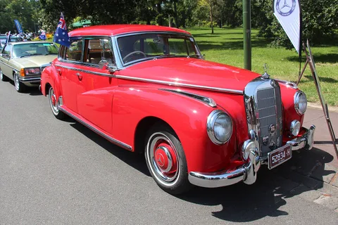 Mercedes-Benz W186 — 7