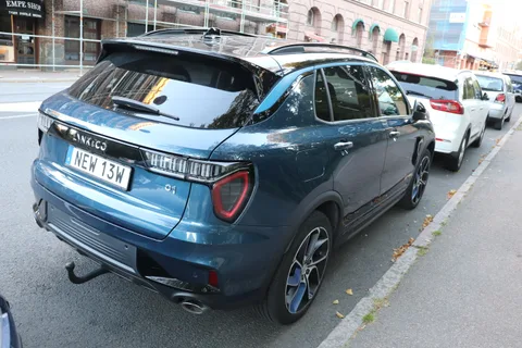 Lynk & Co 01 — 8