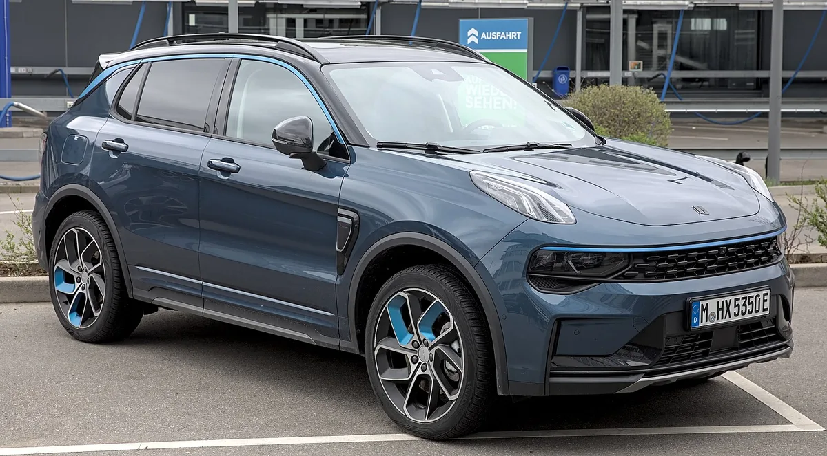 Lynk & Co 01