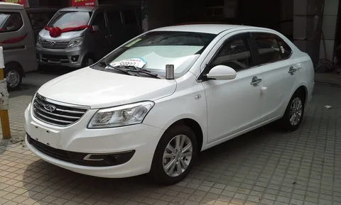 Chery E3 — 7