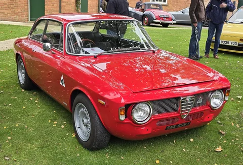 Alfa Romeo Giulia GT — 4
