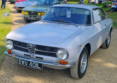 Alfa Romeo Giulia GT — 7