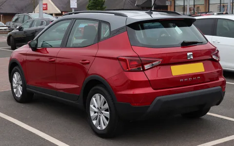SEAT Arona — 6