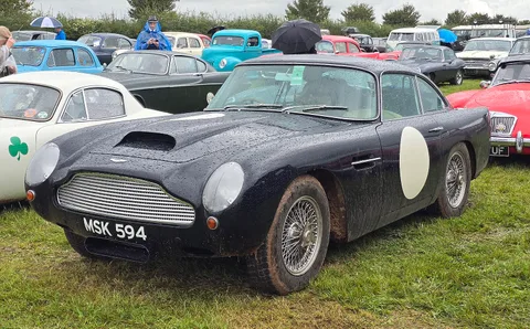 Aston Martin DB4 GT — 2