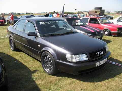Audi S4 C4