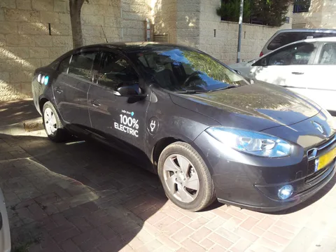 Renault Fluence Z.E. — 2