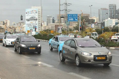 Renault Fluence Z.E. — 3