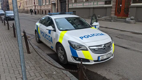 Opel Insignia A Sedan — 4