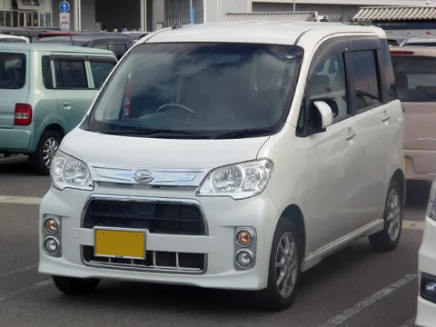 Daihatsu Tanto Exe — 3