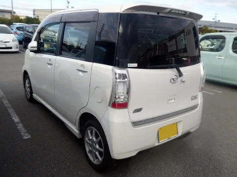 Daihatsu Tanto Exe — 4