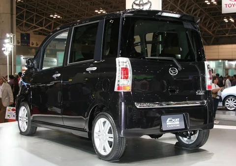 Daihatsu Tanto Exe — 8