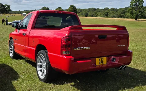 Dodge Ram SRT-10 — 5