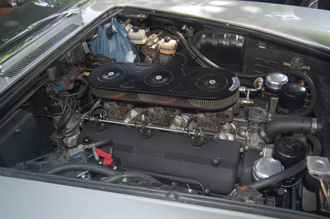 Ferrari 330 GT 2+2 — 3