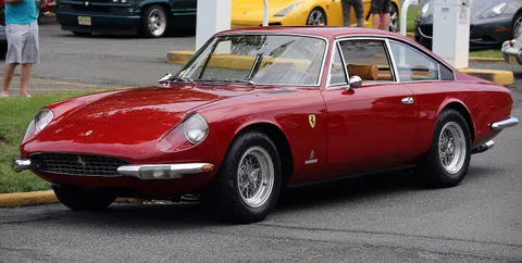Ferrari 365 GT 2+2 — 6
