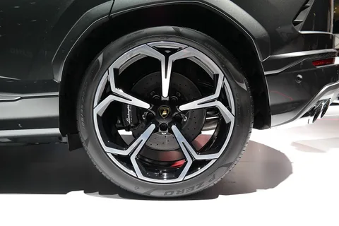 Lamborghini Urus — 8