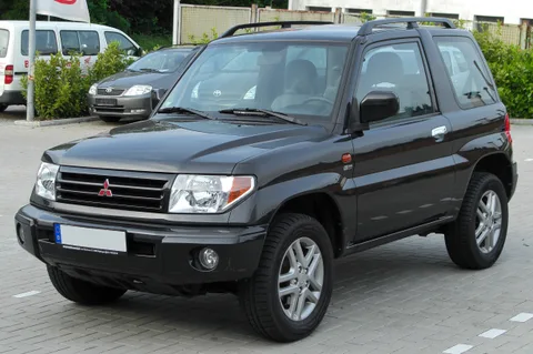 Mitsubishi Pajero iO