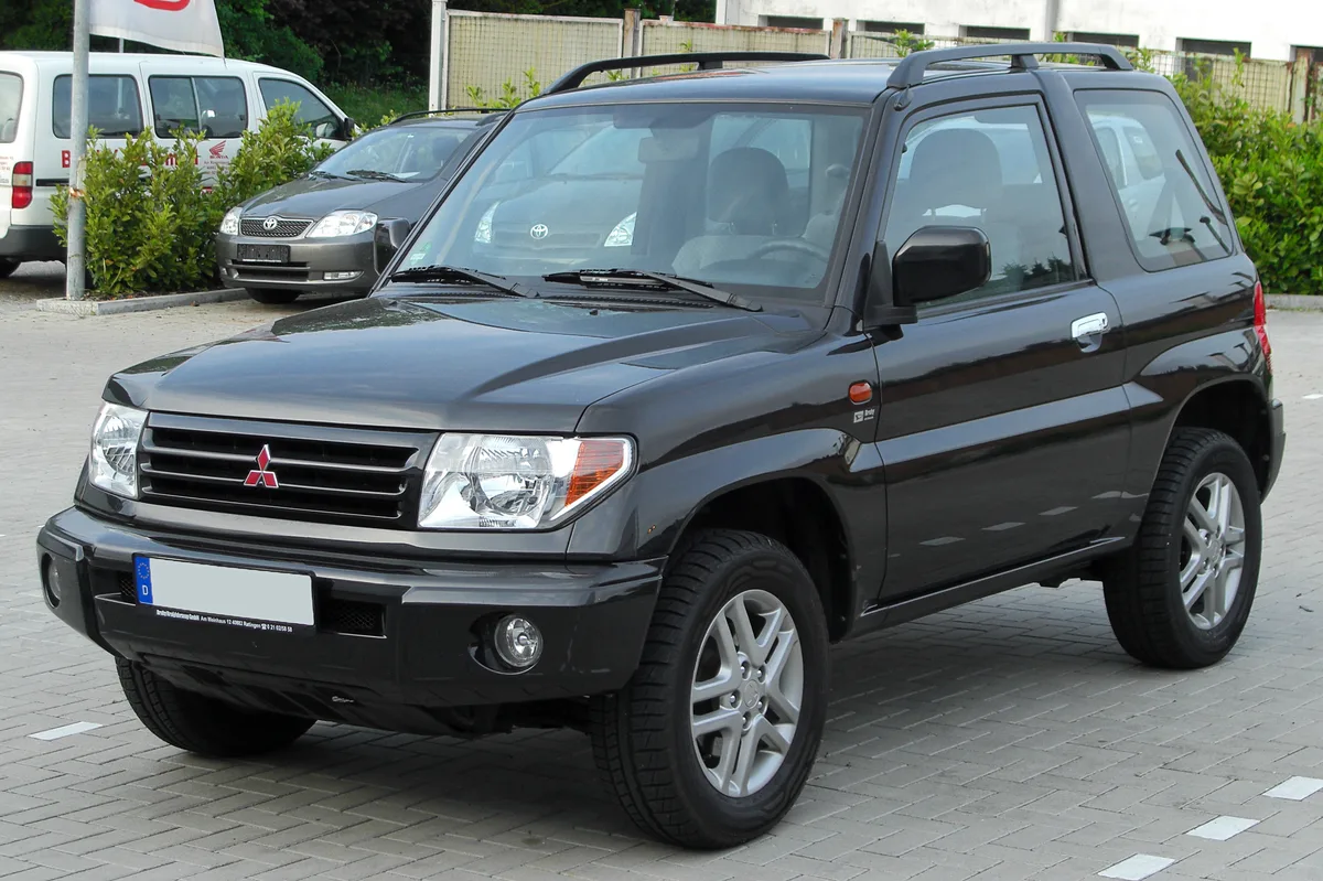 Mitsubishi Pajero iO