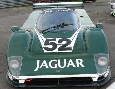 Jaguar XJR-6 — 2