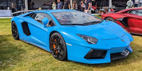 Lamborghini Aventador — 6