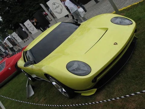 Lamborghini Miura concept — 2