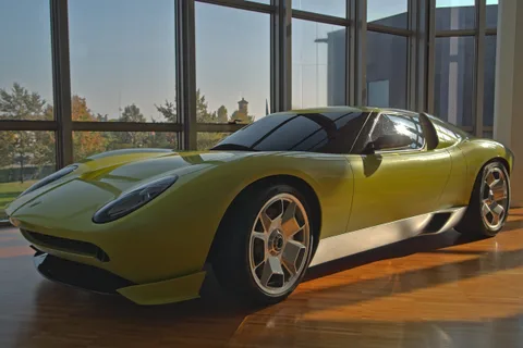 Lamborghini Miura concept — 5
