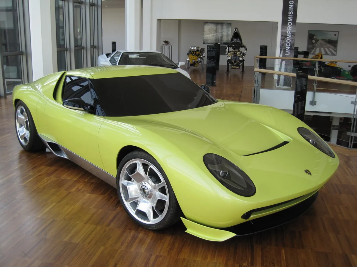 Lamborghini Miura concept