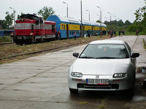 Mazda Lantis — 4