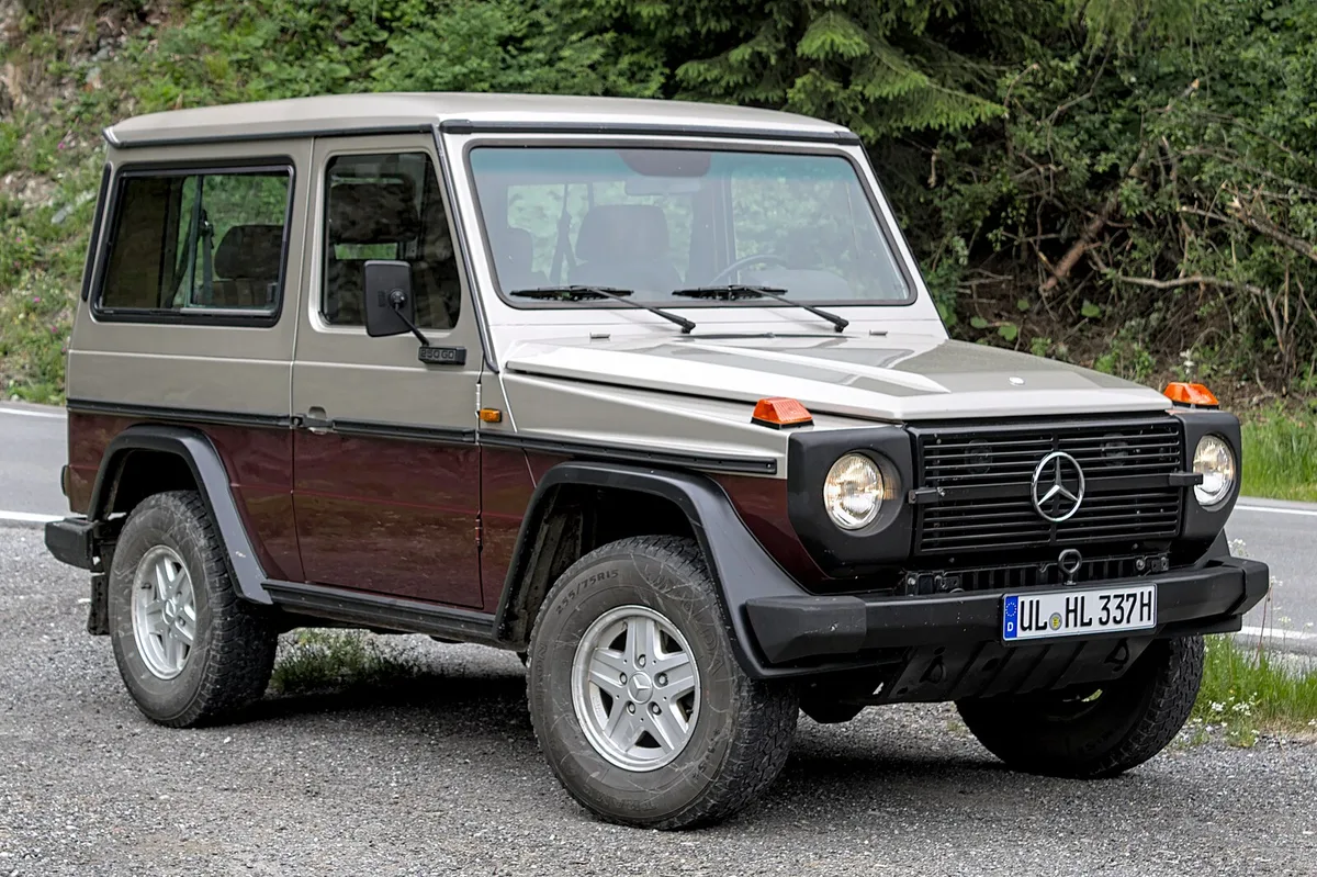 Mercedes-Benz W460