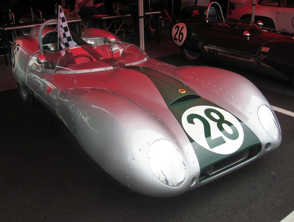 Lotus 15