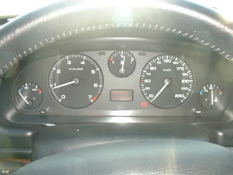 Peugeot 406 — 4