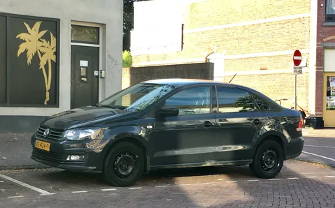 Volkswagen Vento (A05) — 7