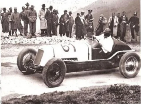 Maserati 8CM — 6