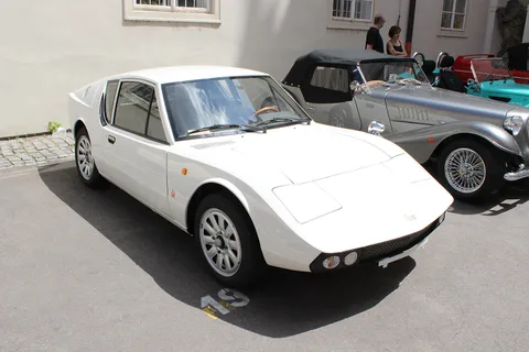 ÚVMV 1100 GT — 3
