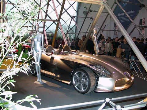 Mercedes-Benz F400 — 3