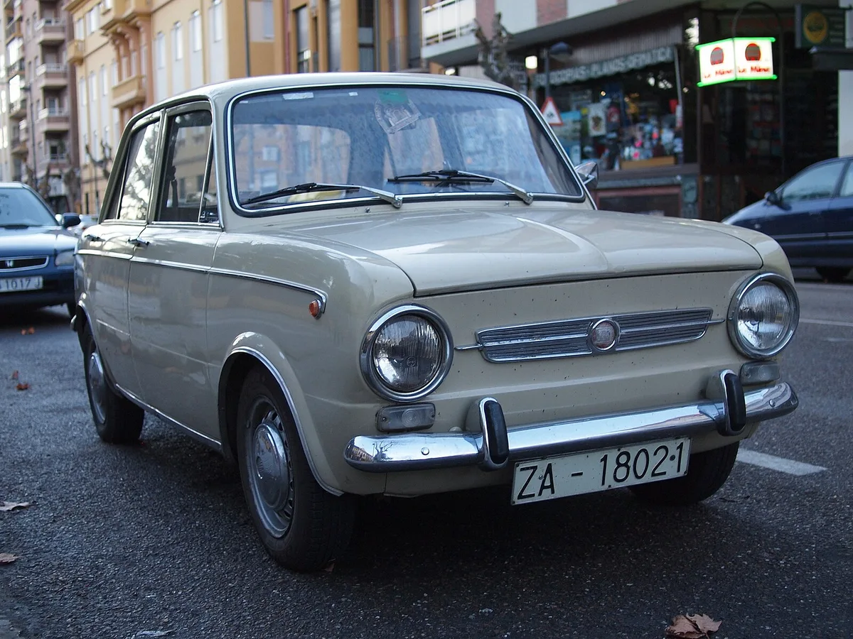 SEAT 850