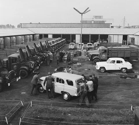 Moskvich 423 — 2