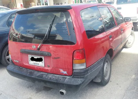 Nissan Tsuru — 2