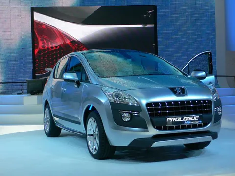Peugeot Prologue HYmotion4
