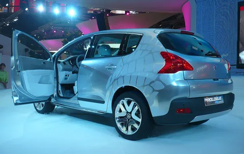 Peugeot Prologue HYmotion4 — 2