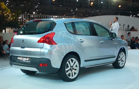 Peugeot Prologue HYmotion4 — 5