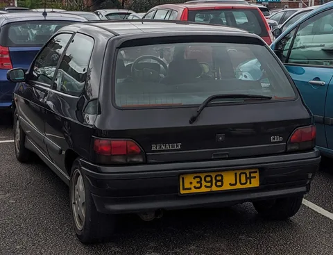 Renault Clio I — 7
