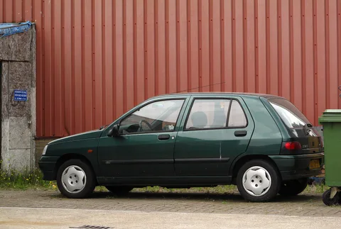 Renault Clio I — 8