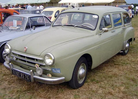 Renault Domaine — 6