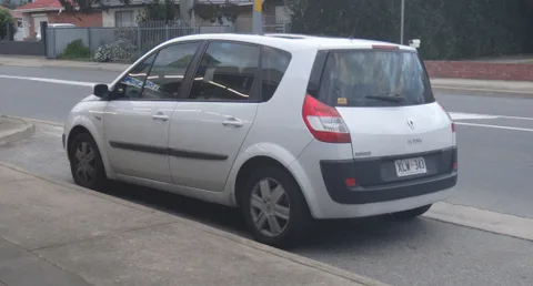 Renault Scénic II — 7