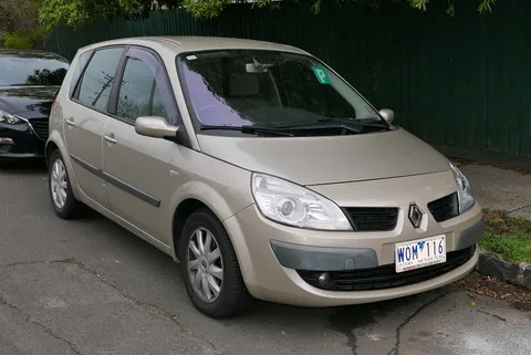 Renault Scénic II — 8