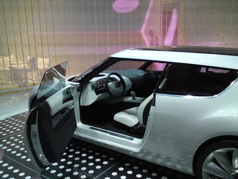 Saab 9-X Biohybrid — 7